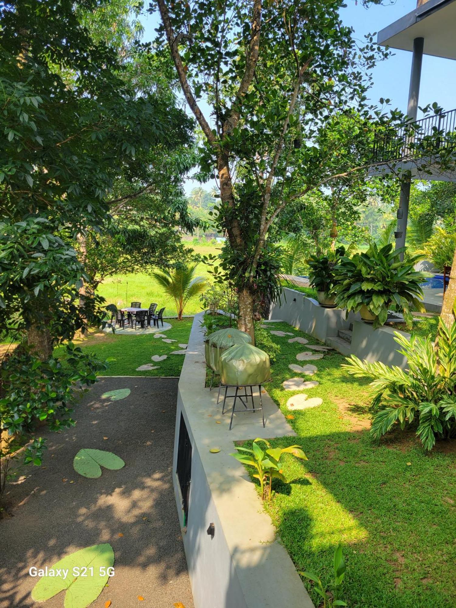Barefoot Bungalow Hikka Hikkaduwa Exteriér fotografie